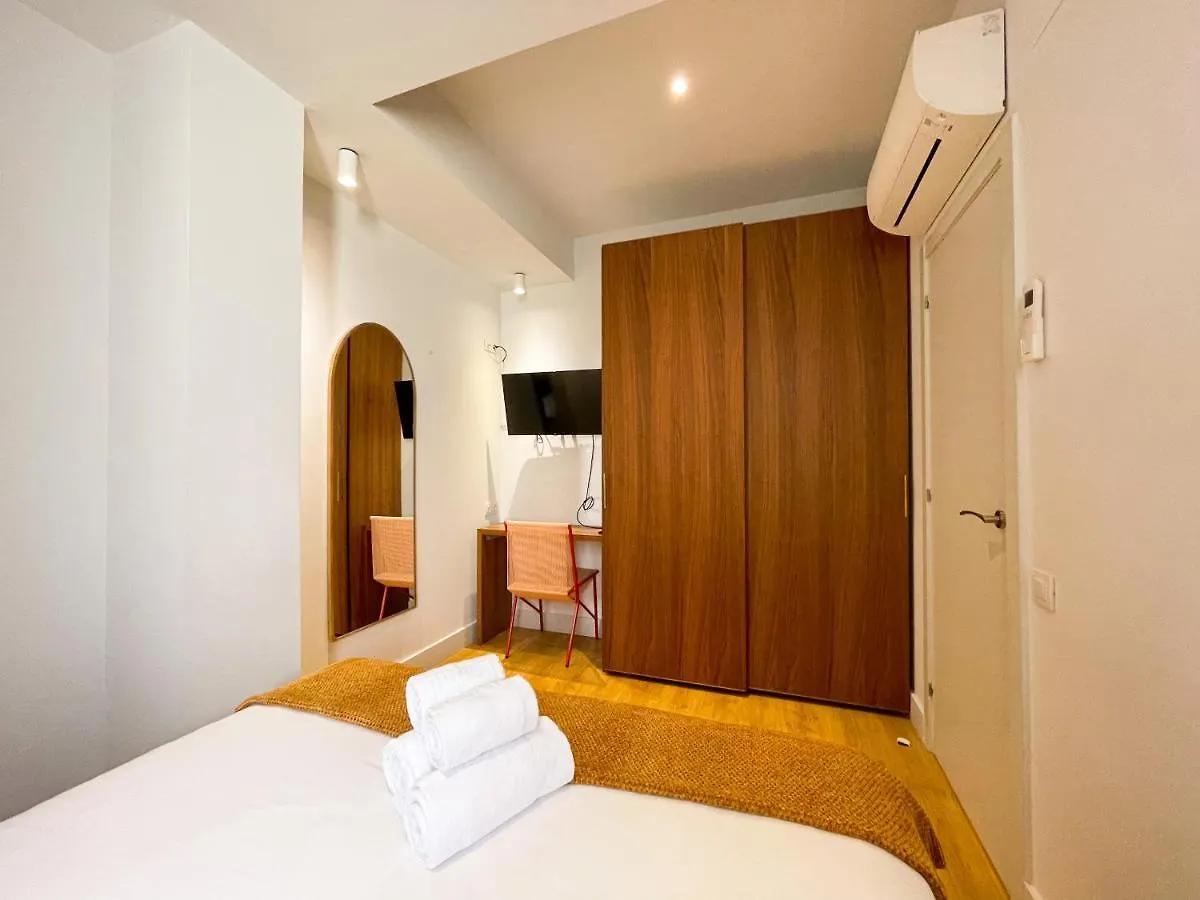 Boutique Pare Lainez - Cozy Stylish One Bedroom Flat Near Sagrada Familia Barcelona Apartment